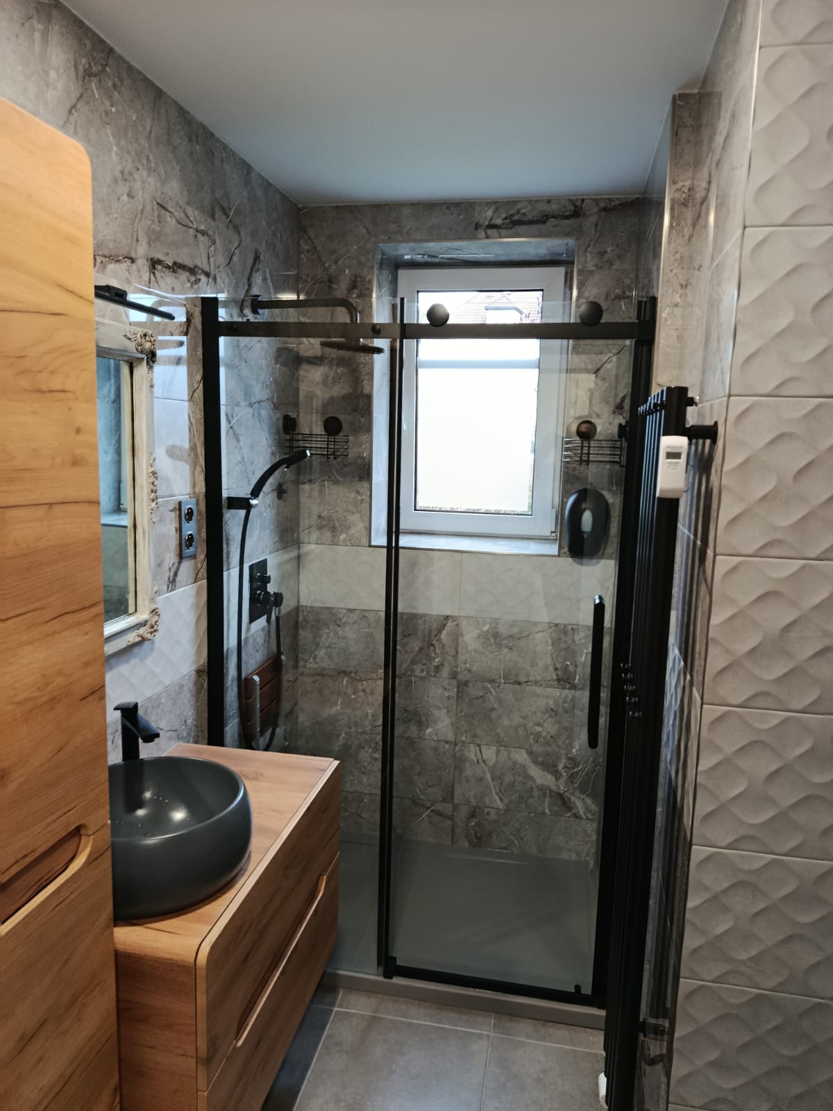 Rekonstrukce koupelny - Česká Lípa